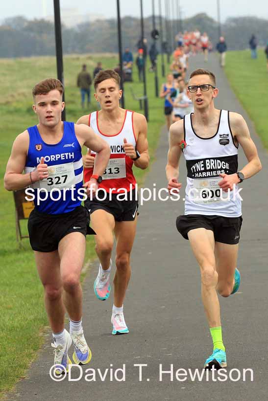 Senior Mens and Senior Womens 2022 Heaton Memorial 10k Road Race, Newcastle Town Moor.  Photo: David T. Hewitson/Sports for All Pics